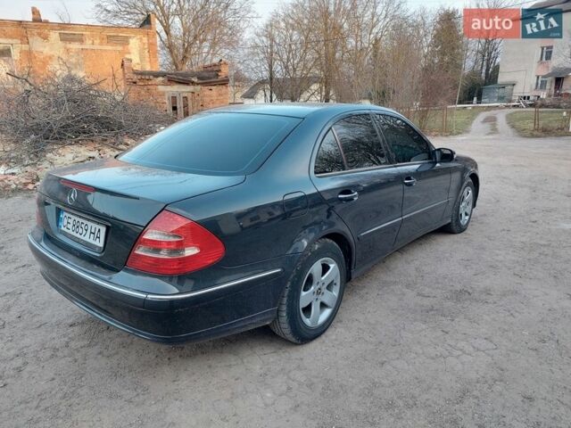 Синий Мерседес Е-Класс, объемом двигателя 2.1 л и пробегом 270 тыс. км за 5950 $, фото 6 на Automoto.ua