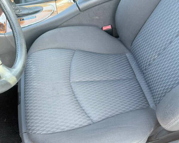 Синий Мерседес Е-Класс, объемом двигателя 2.69 л и пробегом 270 тыс. км за 7000 $, фото 13 на Automoto.ua