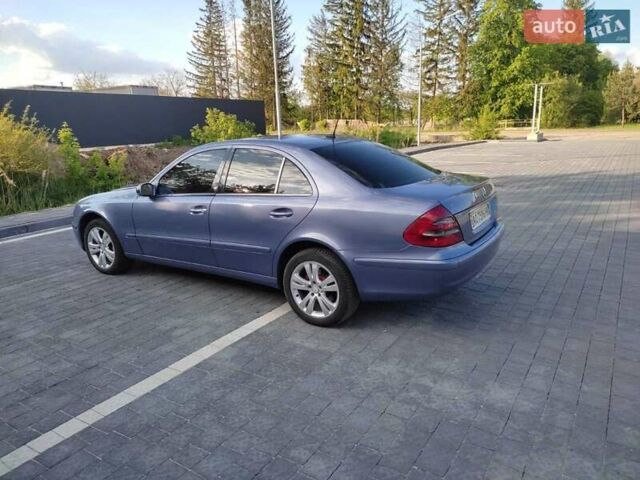 Синій Мерседес Е-Клас, об'ємом двигуна 2.2 л та пробігом 292 тис. км за 6400 $, фото 2 на Automoto.ua