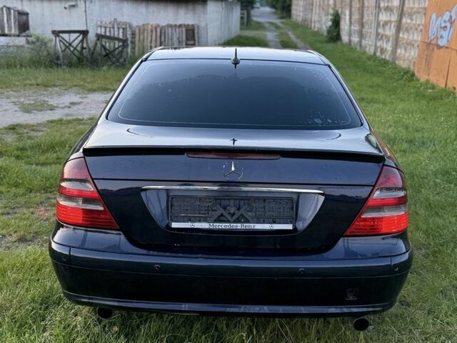 Синій Мерседес Е-Клас, об'ємом двигуна 2.7 л та пробігом 340 тис. км за 4999 $, фото 6 на Automoto.ua