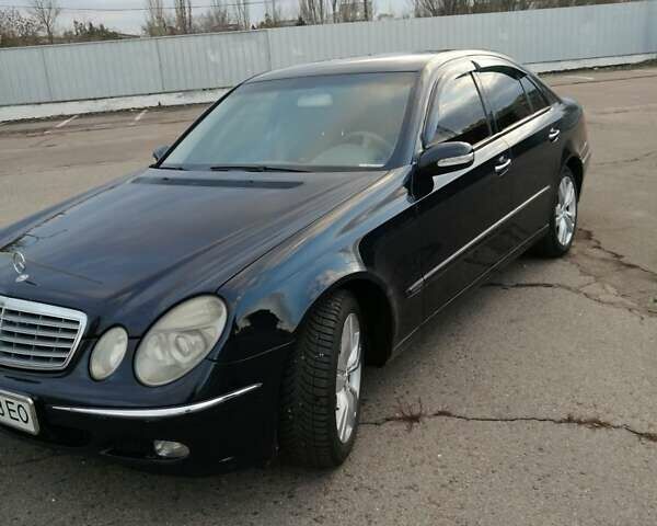 Синій Мерседес Е-Клас, об'ємом двигуна 2.15 л та пробігом 232 тис. км за 7800 $, фото 5 на Automoto.ua