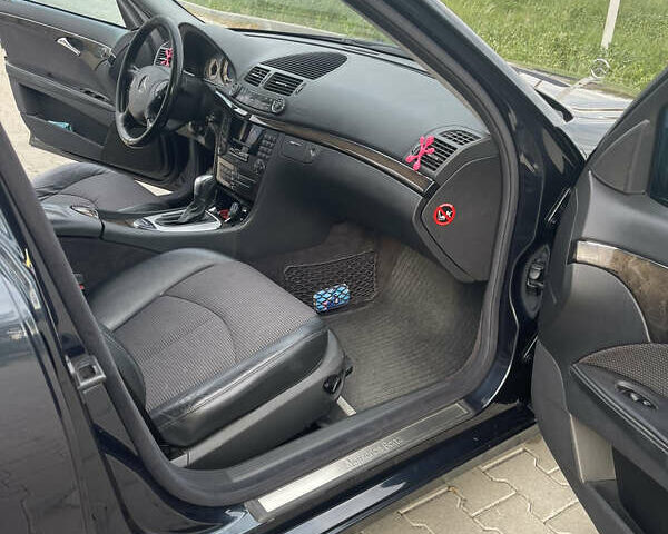 Синій Мерседес Е-Клас, об'ємом двигуна 2.7 л та пробігом 257 тис. км за 9000 $, фото 19 на Automoto.ua