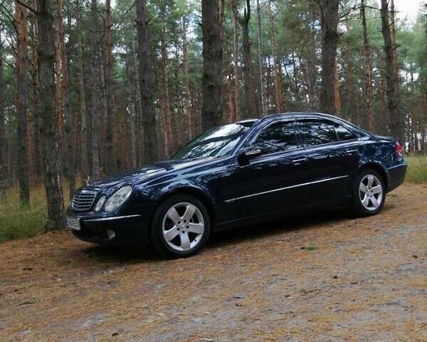 Синій Мерседес Е-Клас, об'ємом двигуна 2.15 л та пробігом 232 тис. км за 7800 $, фото 19 на Automoto.ua