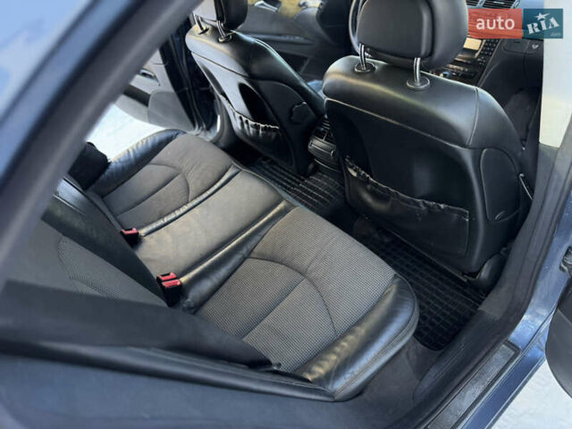 Синий Мерседес Е-Класс, объемом двигателя 2.7 л и пробегом 280 тыс. км за 5999 $, фото 11 на Automoto.ua