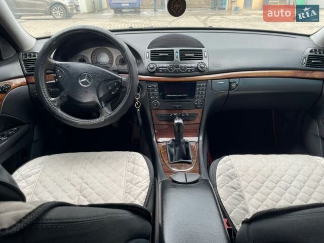 Синій Мерседес Е-Клас, об'ємом двигуна 2.15 л та пробігом 280 тис. км за 5200 $, фото 37 на Automoto.ua