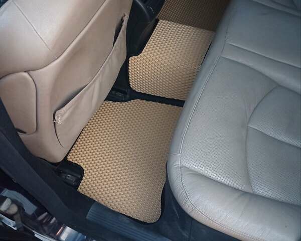 Синій Мерседес Е-Клас, об'ємом двигуна 1.8 л та пробігом 340 тис. км за 5600 $, фото 17 на Automoto.ua