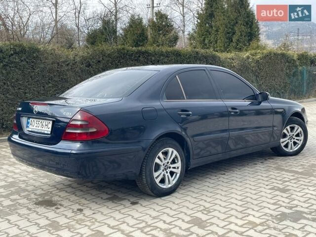 Синій Мерседес Е-Клас, об'ємом двигуна 2.15 л та пробігом 280 тис. км за 5200 $, фото 24 на Automoto.ua