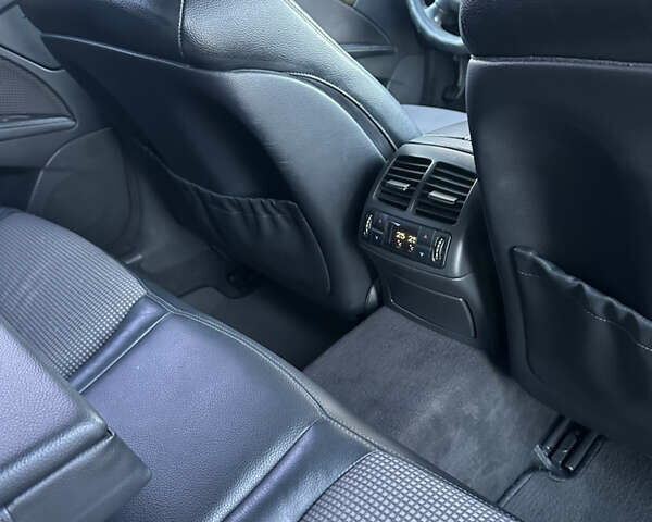 Синій Мерседес Е-Клас, об'ємом двигуна 2.7 л та пробігом 317 тис. км за 6500 $, фото 6 на Automoto.ua