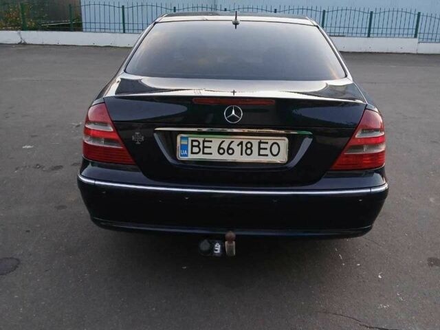 Синий Мерседес Е-Класс, объемом двигателя 2.1 л и пробегом 238 тыс. км за 7500 $, фото 5 на Automoto.ua