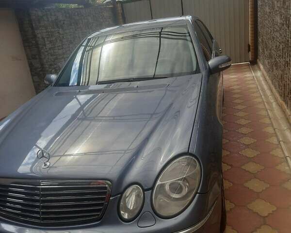 Мерседес Е-Класс 2003 в Измаиле на Automoto.ua Синий Мерседес Е-Класс, объемом двигателя 1.8 л и пробегом 336 тыс. км за 6400 $, фото 9 на Automoto.ua