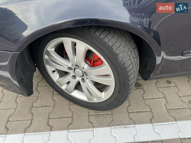 Синій Мерседес Е-Клас, об'ємом двигуна 2.15 л та пробігом 404 тис. км за 6450 $, фото 23 на Automoto.ua