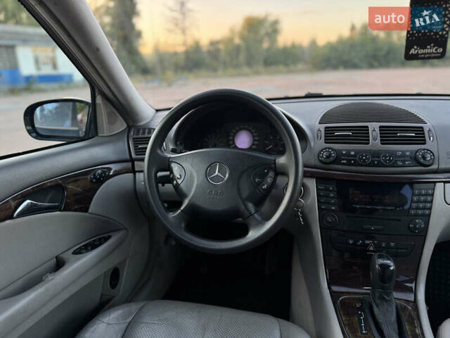 Синій Мерседес Е-Клас, об'ємом двигуна 2.2 л та пробігом 352 тис. км за 5350 $, фото 14 на Automoto.ua