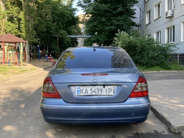 Мерседес Е-Клас 2003 у Миколаєві на Automoto.ua Синій Мерседес Е-Клас, об'ємом двигуна 2.1 л та пробігом 300 тис. км за 8000 $, фото 2 на Automoto.ua