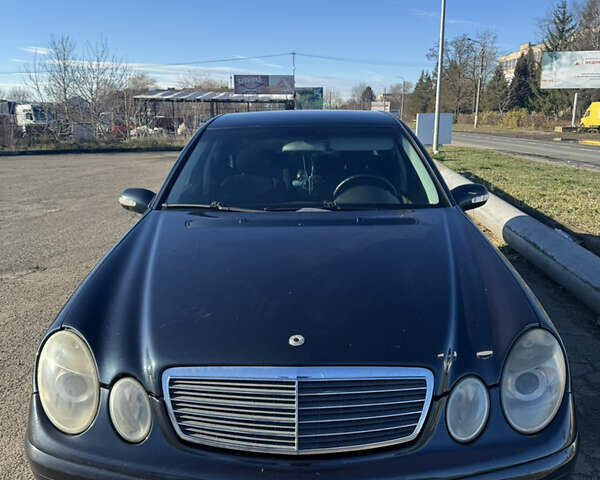 Синій Мерседес Е-Клас, об'ємом двигуна 2.2 л та пробігом 305 тис. км за 6600 $, фото 1 на Automoto.ua