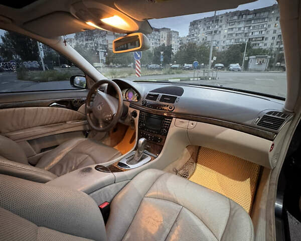 Синий Мерседес Е-Класс, объемом двигателя 3.2 л и пробегом 390 тыс. км за 6800 $, фото 9 на Automoto.ua