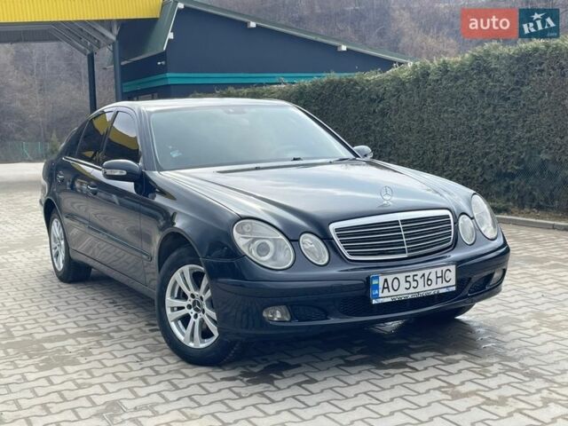 Синій Мерседес Е-Клас, об'ємом двигуна 2.15 л та пробігом 280 тис. км за 5200 $, фото 3 на Automoto.ua