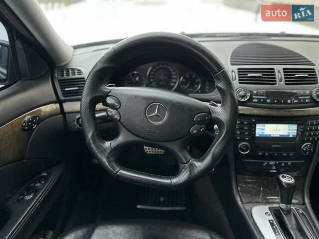 Синий Мерседес Е-Класс, объемом двигателя 2.69 л и пробегом 300 тыс. км за 7800 $, фото 13 на Automoto.ua