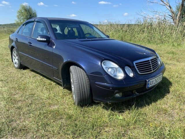 Синий Мерседес Е-Класс, объемом двигателя 2.1 л и пробегом 246 тыс. км за 6000 $, фото 11 на Automoto.ua