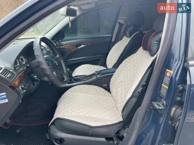 Синій Мерседес Е-Клас, об'ємом двигуна 2.15 л та пробігом 280 тис. км за 5200 $, фото 41 на Automoto.ua