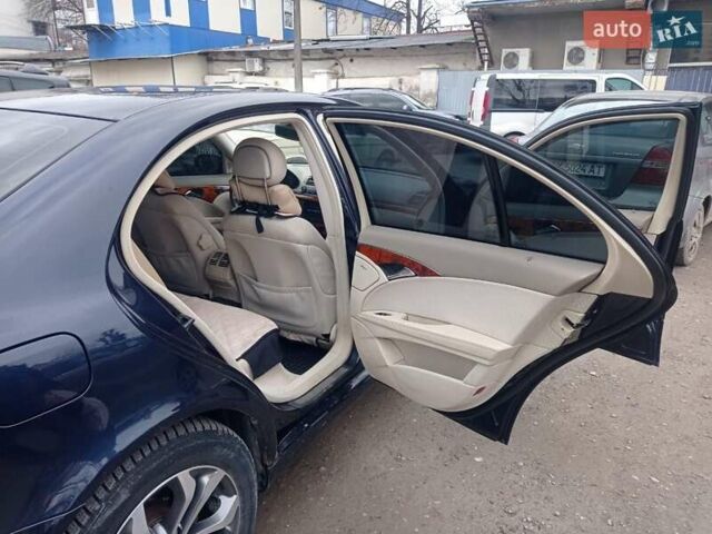 Синий Мерседес Е-Класс, объемом двигателя 2.7 л и пробегом 217 тыс. км за 7300 $, фото 11 на Automoto.ua