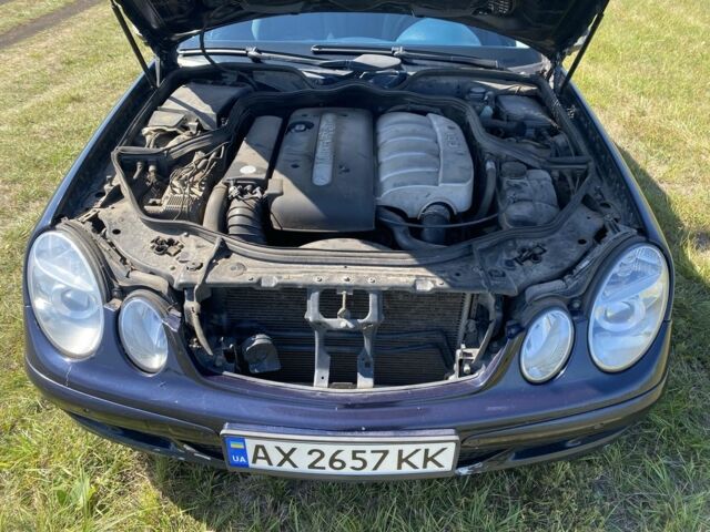 Синий Мерседес Е-Класс, объемом двигателя 2.1 л и пробегом 246 тыс. км за 6000 $, фото 17 на Automoto.ua