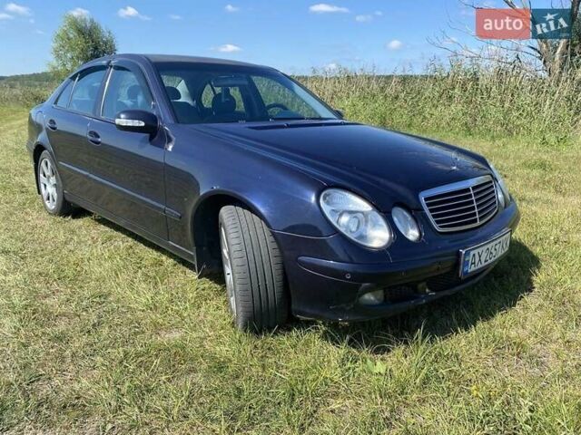 Синий Мерседес Е-Класс, объемом двигателя 2.1 л и пробегом 246 тыс. км за 7200 $, фото 11 на Automoto.ua