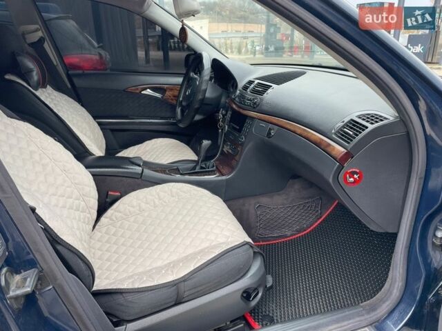 Синій Мерседес Е-Клас, об'ємом двигуна 2.15 л та пробігом 280 тис. км за 5200 $, фото 39 на Automoto.ua