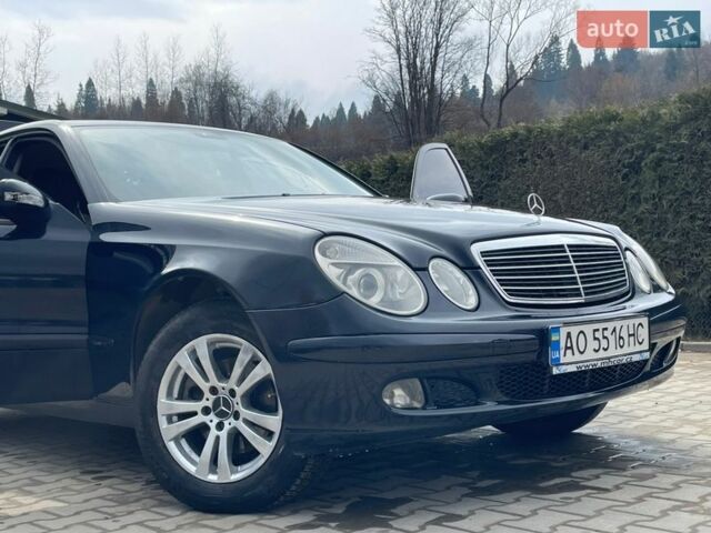 Синій Мерседес Е-Клас, об'ємом двигуна 2.15 л та пробігом 280 тис. км за 5200 $, фото 20 на Automoto.ua
