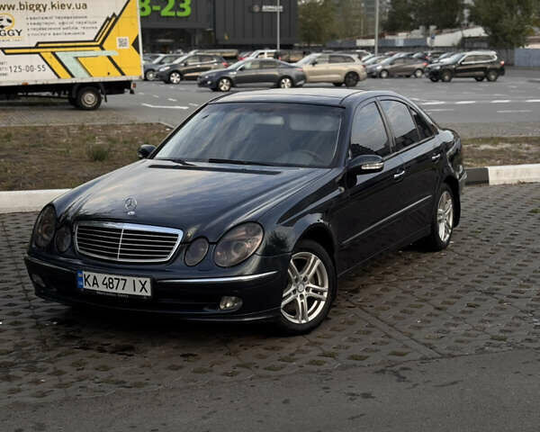 Синий Мерседес Е-Класс, объемом двигателя 3.2 л и пробегом 390 тыс. км за 6800 $, фото 2 на Automoto.ua