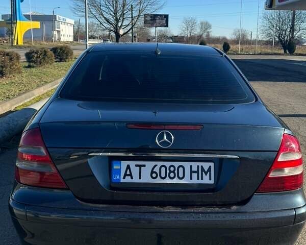 Синій Мерседес Е-Клас, об'ємом двигуна 2.2 л та пробігом 305 тис. км за 6600 $, фото 4 на Automoto.ua