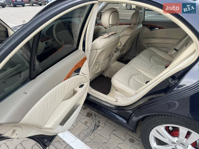 Синій Мерседес Е-Клас, об'ємом двигуна 2.15 л та пробігом 404 тис. км за 6450 $, фото 19 на Automoto.ua