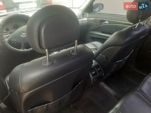 Мерседес Е-Класс 2003 в Измаиле на Automoto.ua Синий Мерседес Е-Класс, объемом двигателя 1.8 л и пробегом 336 тыс. км за 6400 $, фото 4 на Automoto.ua