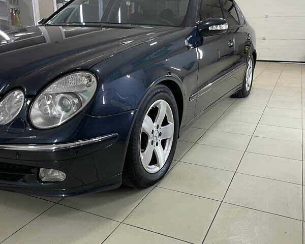 Синій Мерседес Е-Клас, об'ємом двигуна 2.7 л та пробігом 257 тис. км за 9000 $, фото 4 на Automoto.ua