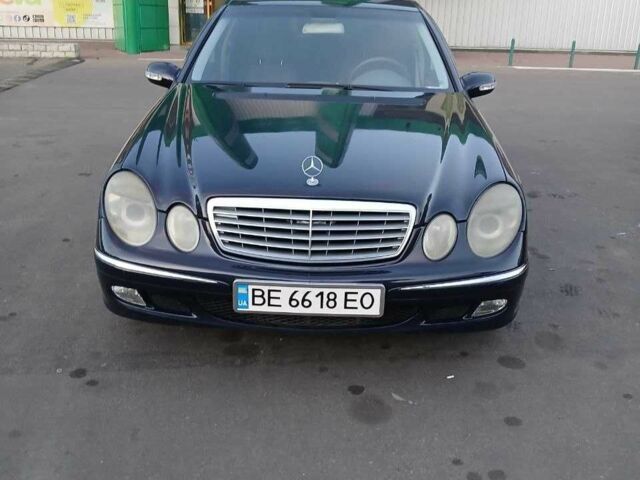 Синий Мерседес Е-Класс, объемом двигателя 2.1 л и пробегом 238 тыс. км за 7500 $, фото 7 на Automoto.ua