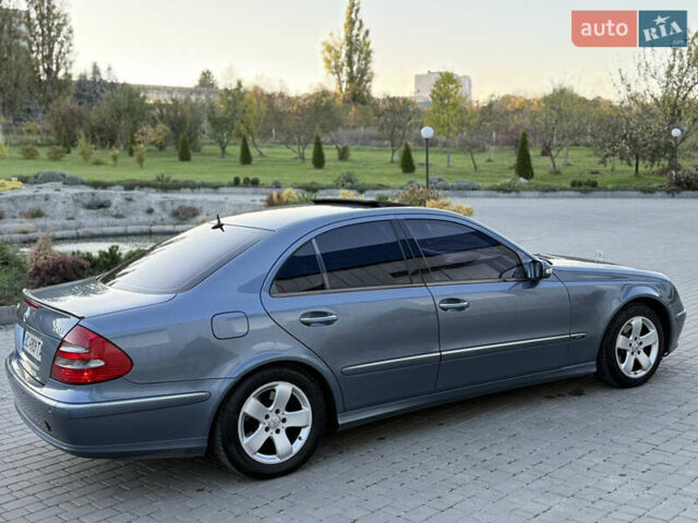 Мерседес Е-Класс 2004 в Каменце-Подольском на Automoto.ua Синий Мерседес Е-Класс, объемом двигателя 2.69 л и пробегом 307 тыс. км за 6999 $, фото 6 на Automoto.ua
