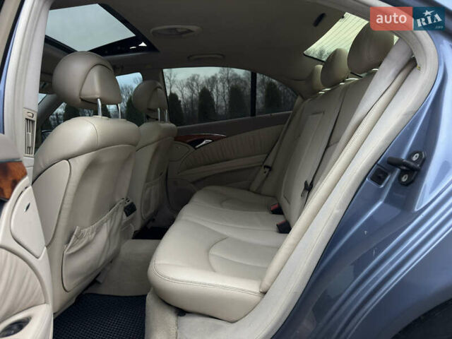 Синій Мерседес Е-Клас, об'ємом двигуна 3.22 л та пробігом 382 тис. км за 5990 $, фото 32 на Automoto.ua
