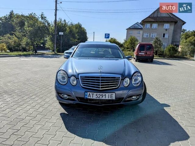 Синій Мерседес Е-Клас, об'ємом двигуна 3.2 л та пробігом 380 тис. км за 6700 $, фото 1 на Automoto.ua