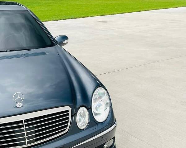 Синій Мерседес Е-Клас, об'ємом двигуна 3.2 л та пробігом 306 тис. км за 11000 $, фото 3 на Automoto.ua