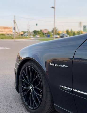 Синій Мерседес Е-Клас, об'ємом двигуна 3.2 л та пробігом 306 тис. км за 11000 $, фото 35 на Automoto.ua