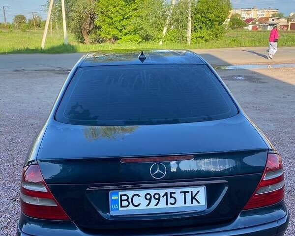 Синий Мерседес Е-Класс, объемом двигателя 2.1 л и пробегом 400 тыс. км за 6000 $, фото 18 на Automoto.ua