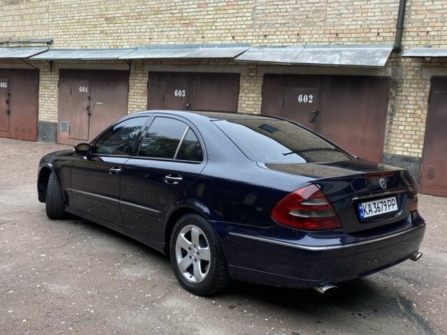 Синий Мерседес Е-Класс, объемом двигателя 3.2 л и пробегом 415 тыс. км за 3800 $, фото 1 на Automoto.ua