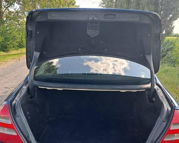 Синій Мерседес Е-Клас, об'ємом двигуна 2 л та пробігом 352 тис. км за 4999 $, фото 3 на Automoto.ua