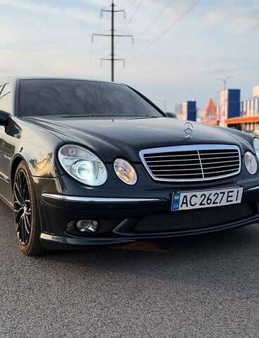 Синій Мерседес Е-Клас, об'ємом двигуна 3.2 л та пробігом 306 тис. км за 11000 $, фото 29 на Automoto.ua