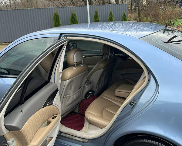 Синій Мерседес Е-Клас, об'ємом двигуна 2.7 л та пробігом 430 тис. км за 7500 $, фото 6 на Automoto.ua