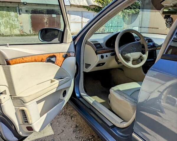 Синій Мерседес Е-Клас, об'ємом двигуна 3.2 л та пробігом 380 тис. км за 6700 $, фото 18 на Automoto.ua