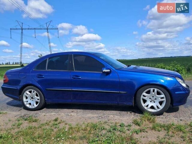 Синій Мерседес Е-Клас, об'ємом двигуна 2 л та пробігом 352 тис. км за 4999 $, фото 4 на Automoto.ua