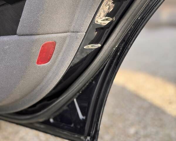 Синий Мерседес Е-Класс, объемом двигателя 2.1 л и пробегом 362 тыс. км за 8700 $, фото 24 на Automoto.ua