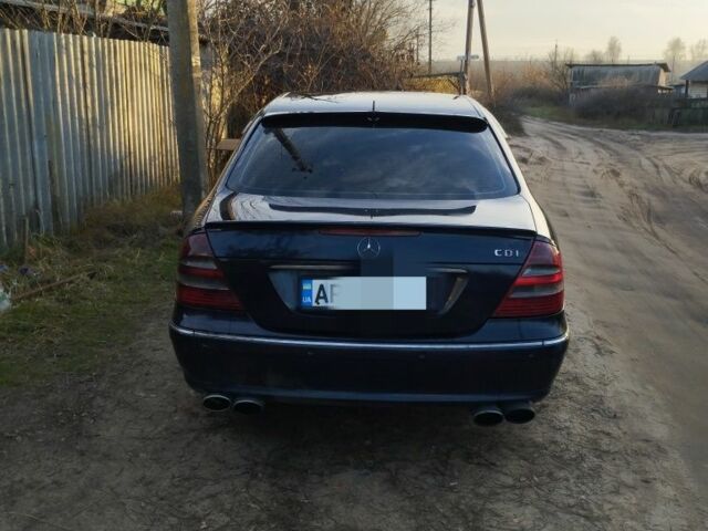 Синий Мерседес Е-Класс, объемом двигателя 2.7 л и пробегом 390 тыс. км за 4350 $, фото 1 на Automoto.ua