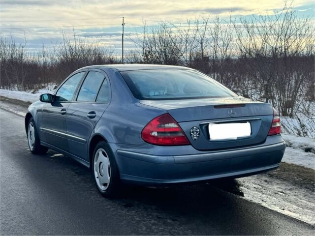 Синий Мерседес Е-Класс, объемом двигателя 2.7 л и пробегом 380 тыс. км за 2750 $, фото 5 на Automoto.ua