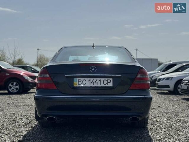 Мерседес Е-Клас 2005 у Львові на Automoto.ua Синій Мерседес Е-Клас, об'ємом двигуна 3.5 л та пробігом 318 тис. км за 8000 $, фото 1 на Automoto.ua